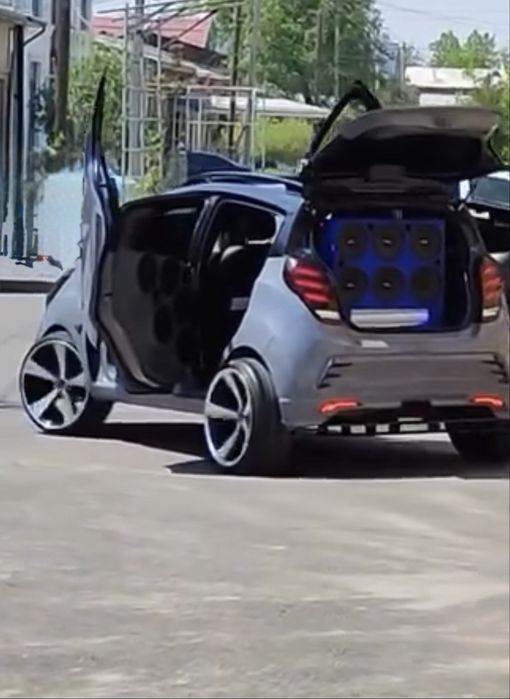 BMW arginal diska balon  R19 sotiladi