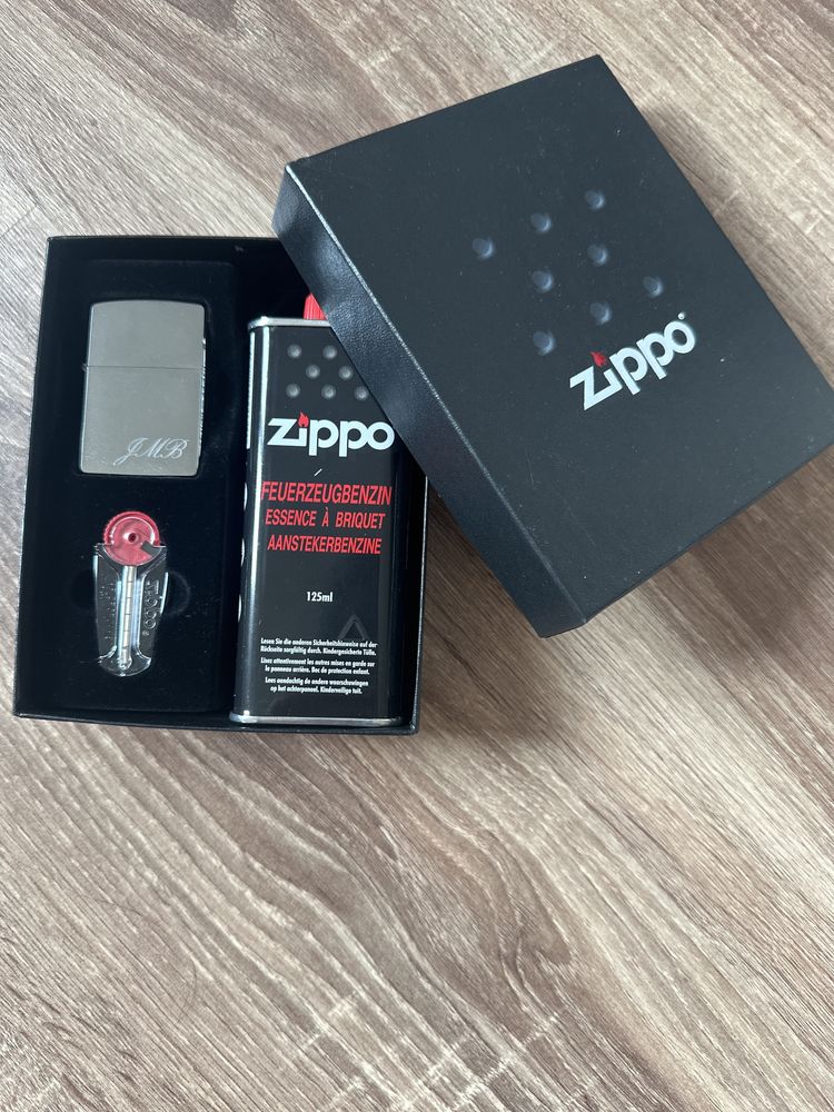 Set cadou Zippo
