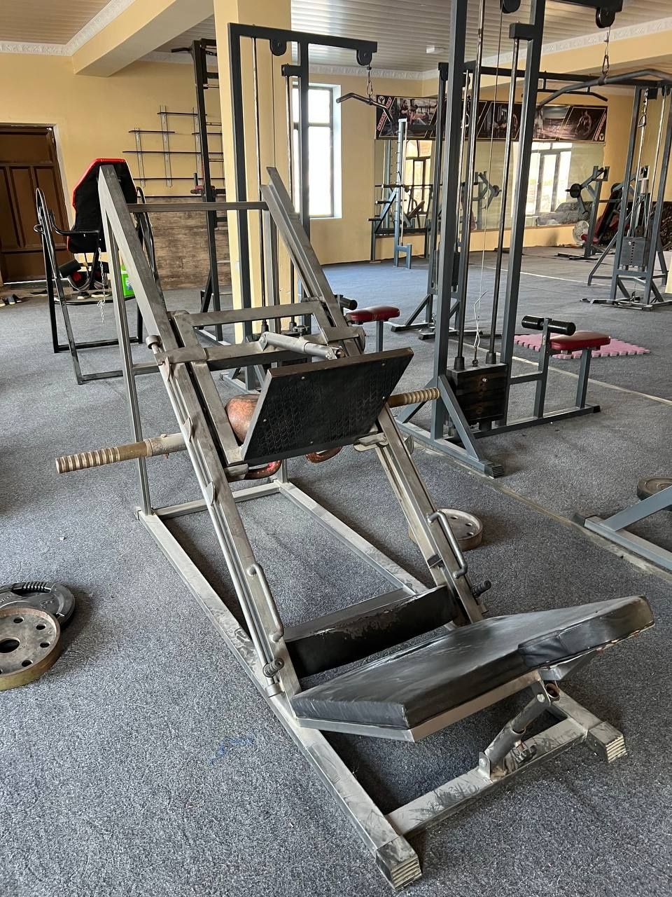 Sport zal jihozlari