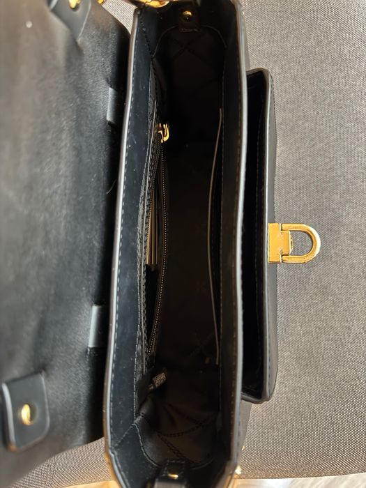 Дамска чанта Manhattan, на марката MICHAEL KORA