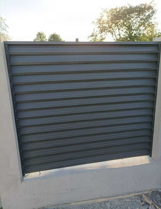 Garduri și porți detalii la telefon