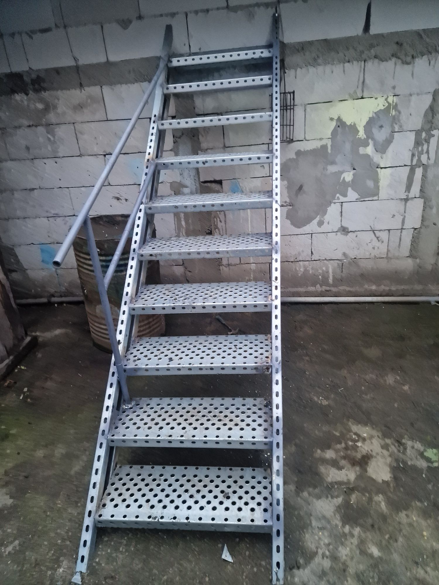 Scari galvanizate