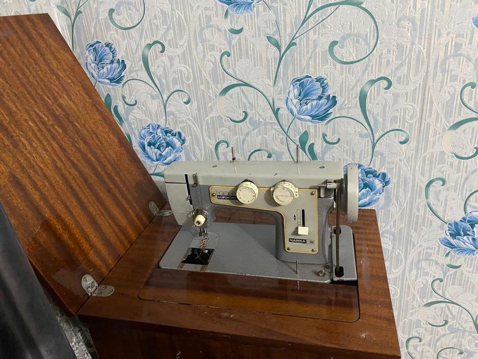продам швейную машинку