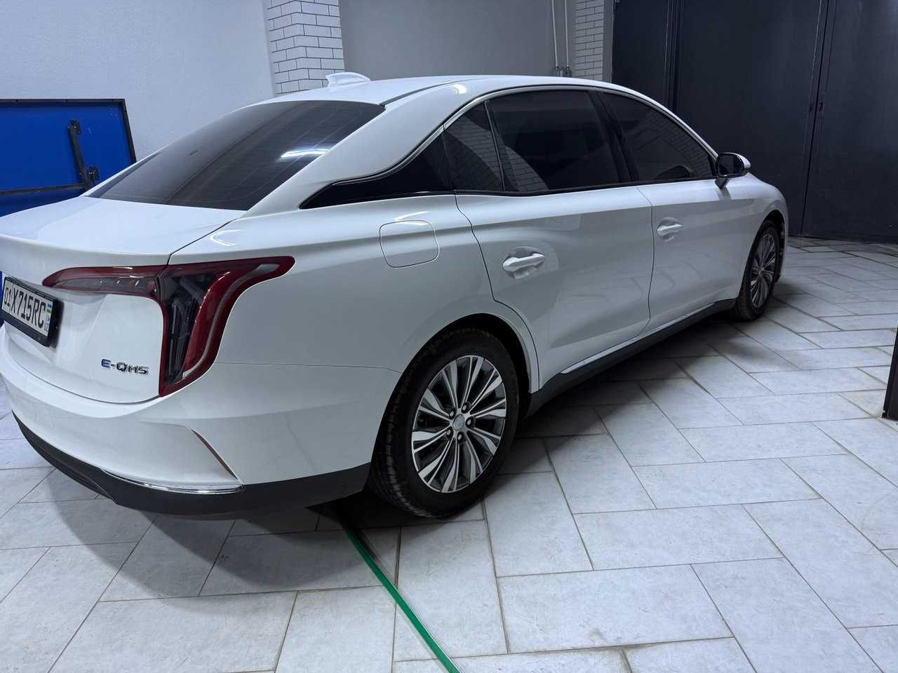 Срочно продаётся Hongqi, Хонжи идеальное состояние. Не битая. Свой