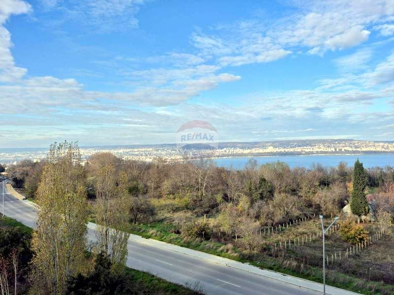 Продава се Двустаен апартамент в Варна, Галата - 78 кв.м за 1059 €/кв.м - Снимка #8