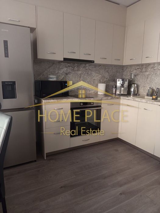 Дава се под наем Тристаен апартамент в Варна, Колхозен пазар - 70 кв.м за 612 € - Снимка #1