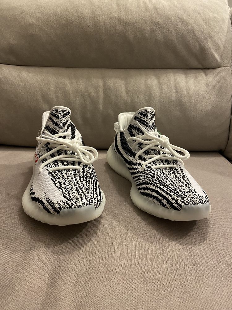 Adidas Yeezy boost 350 v2 Zebra