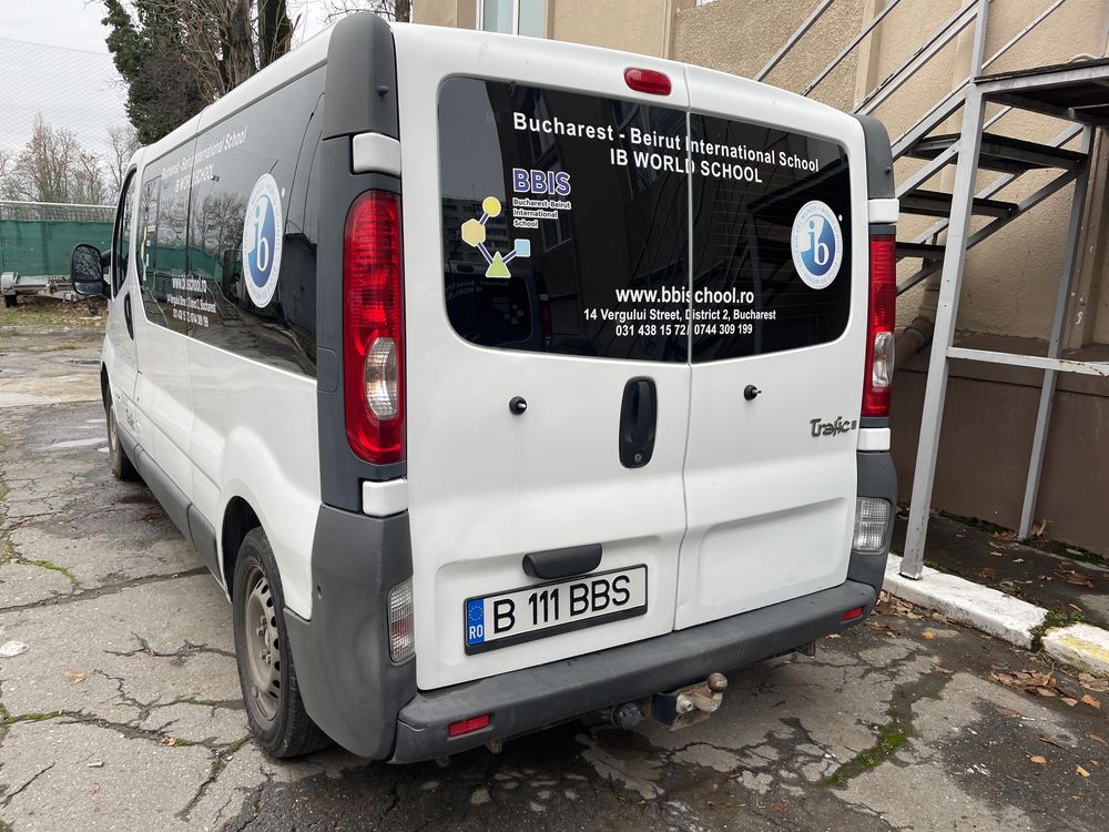 Trafic Vivaro 8+1 benzina GPL