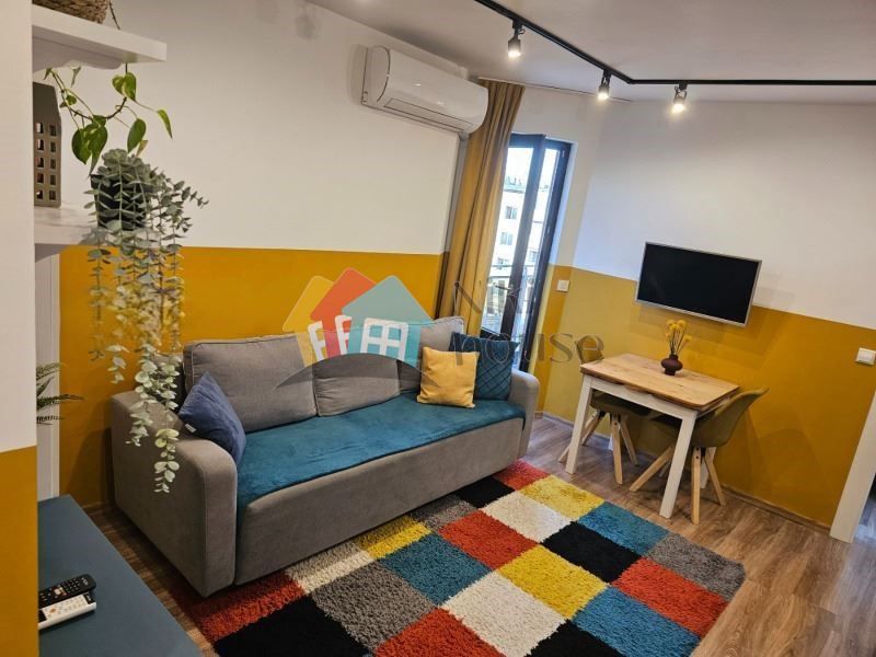 Продава се Двустаен апартамент в Варна, Гръцка махала - 47 кв.м за 3032 €/кв.м - Снимка #2