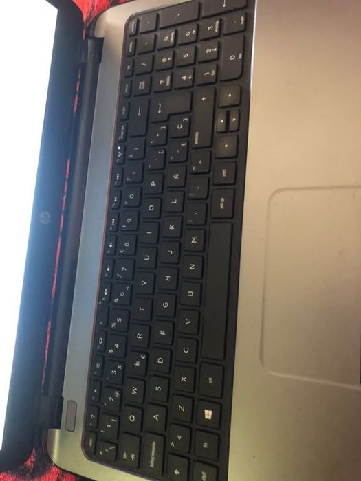 Vand laptop perfect functional