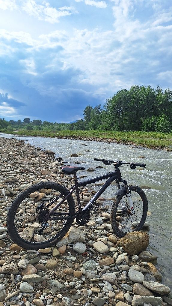 Vand/schimb  bicicletă Cannondale