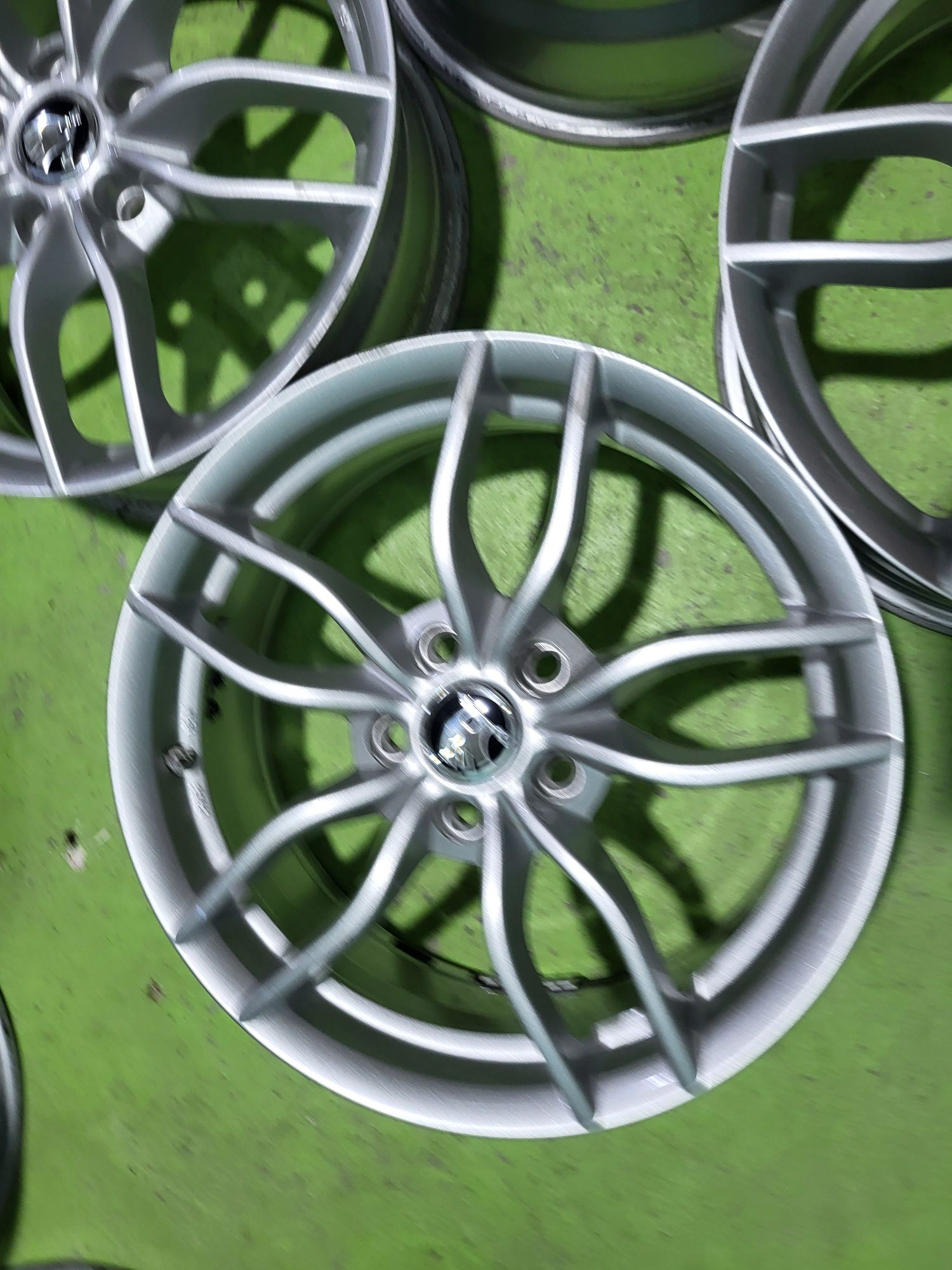 17 5x112 Vw Golf 5 6 7 8 Touran Caddy Skoda Audi 5х112