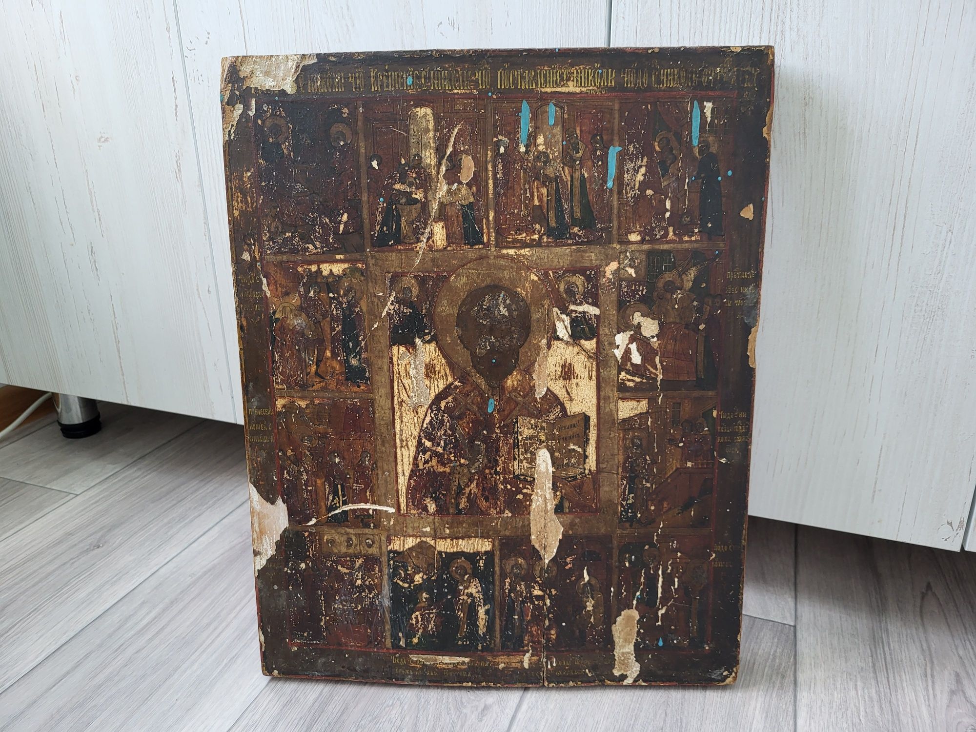 Продам икону старинную, Николай чудотворец. Размер 47,05х38,00см!