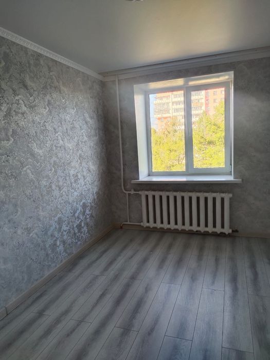 Сдается двухкомнатная квартира с ремонтом в районе Рахат