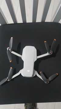 Drona Dji mini 2 Fly more combo