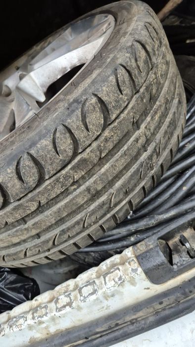 Anvelope de vara cu jante 215 / 40 / ZR17 87W