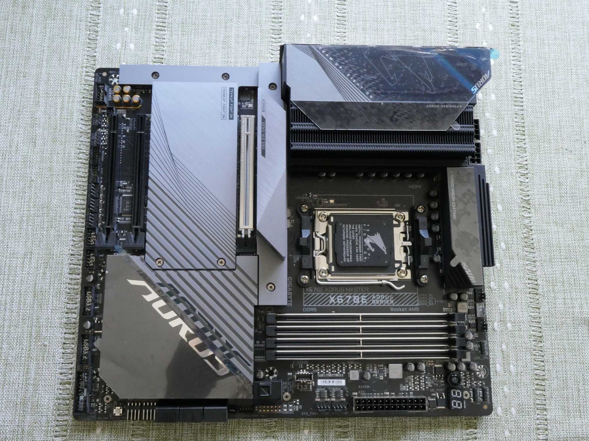 Placa de baza Gigabyte Aorus Master X670E