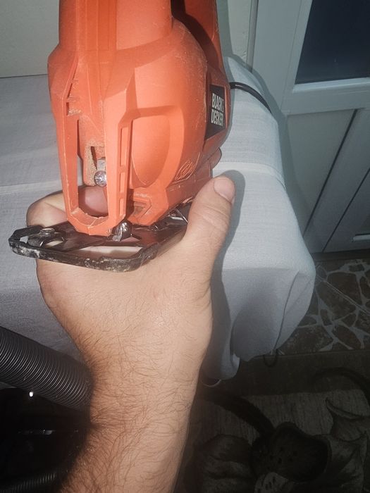 Ferastrau pendular blak&deker stare buna