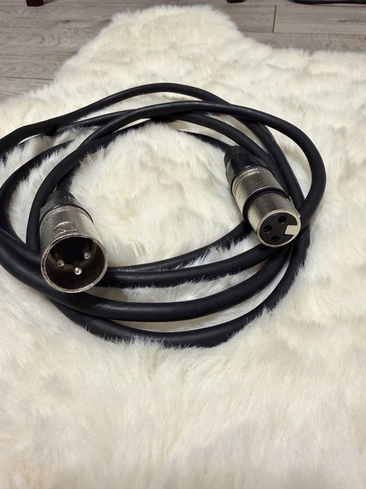 Cablu XLR Hemilton High Performance 2m