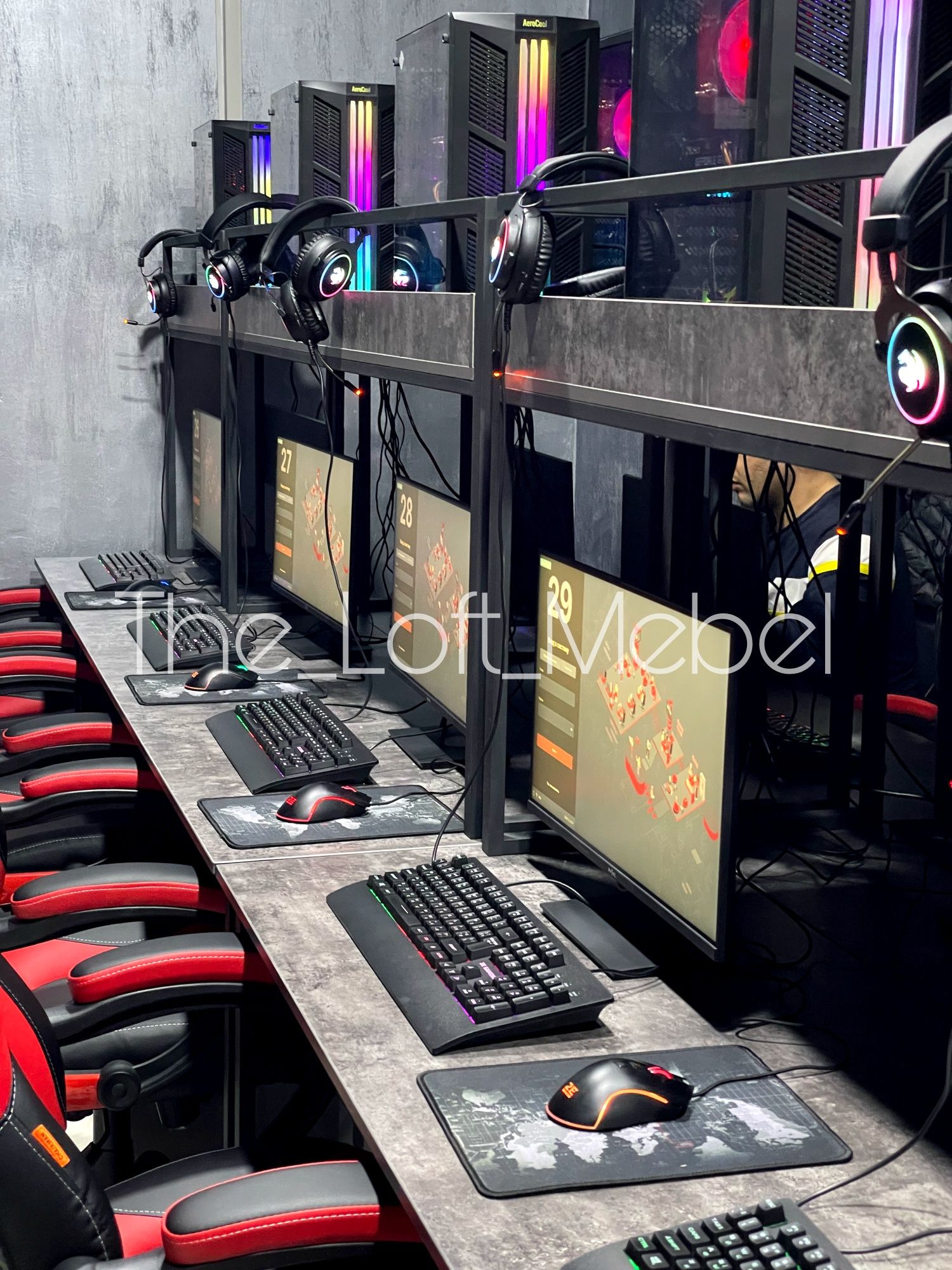 Game club Мебель в стиле ЛОФТ. Для 10 человек 500$