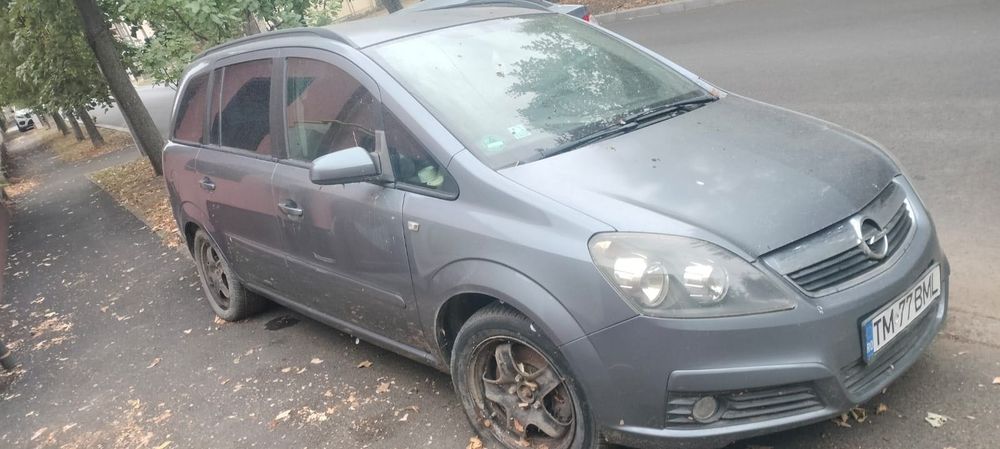 Vand Opel Zafira 2006 1.9 Diesel