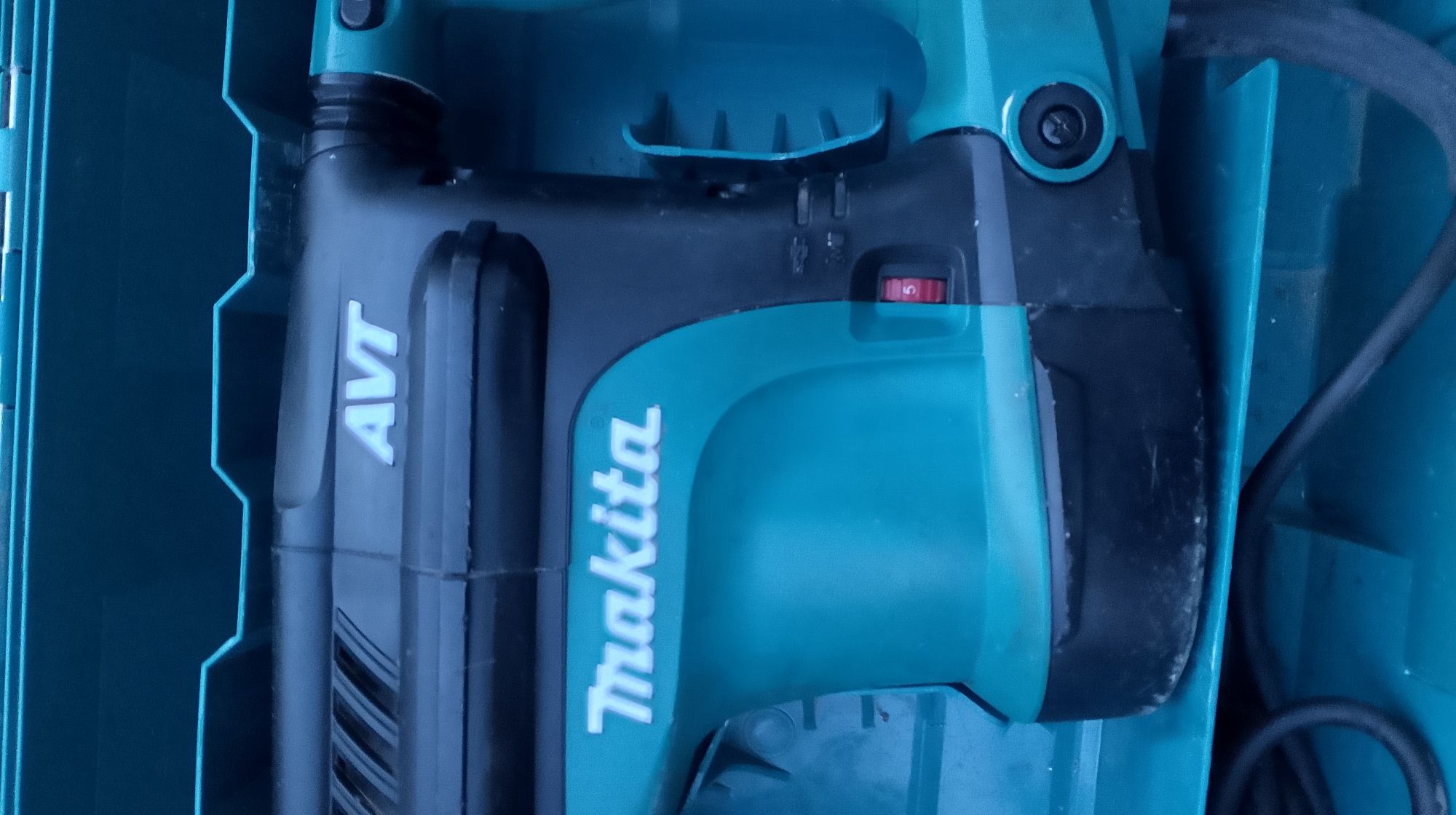 Къртач Makita HM 1213 C 1510вата