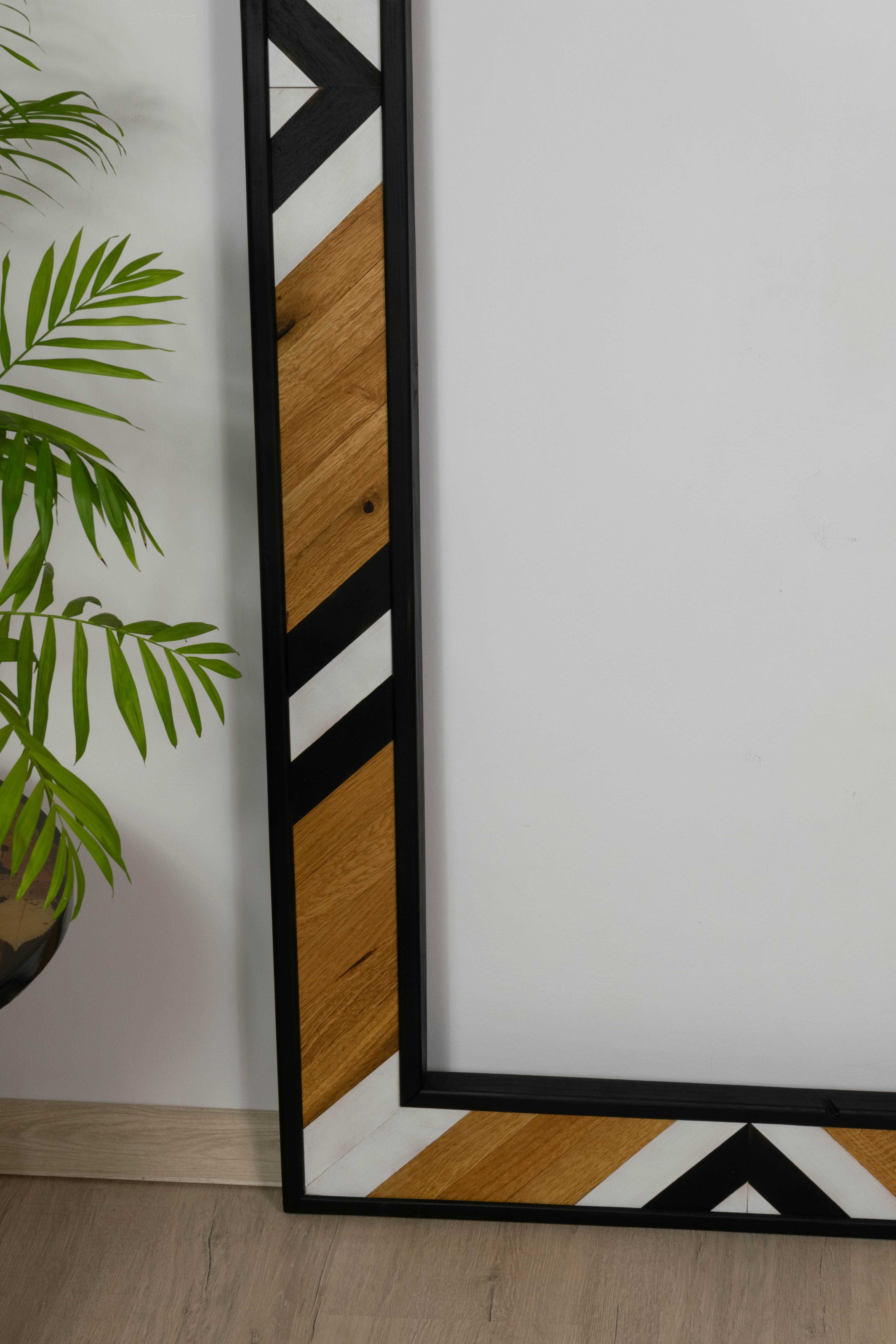 Oglindă de Perete din Stejar - Design Geometric Wood