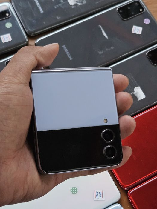 Samsung flip 4  5G  2sim o'tgan