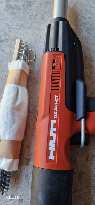 Hilti pistol de cuie pe capse