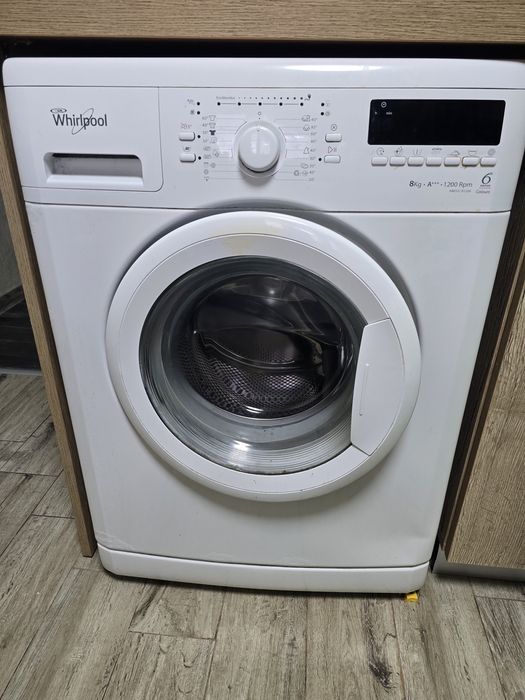 Пералня 6 то чувство на whirlpool