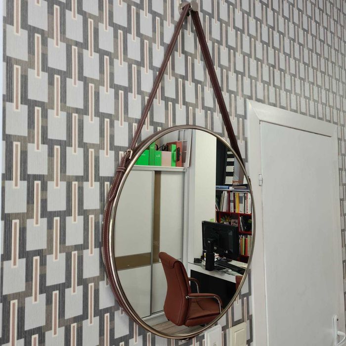 Кръгло огледало с кожена каишка 60 см – мостра