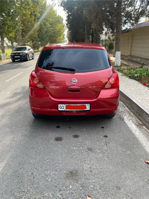 Продается Nissan tiida
