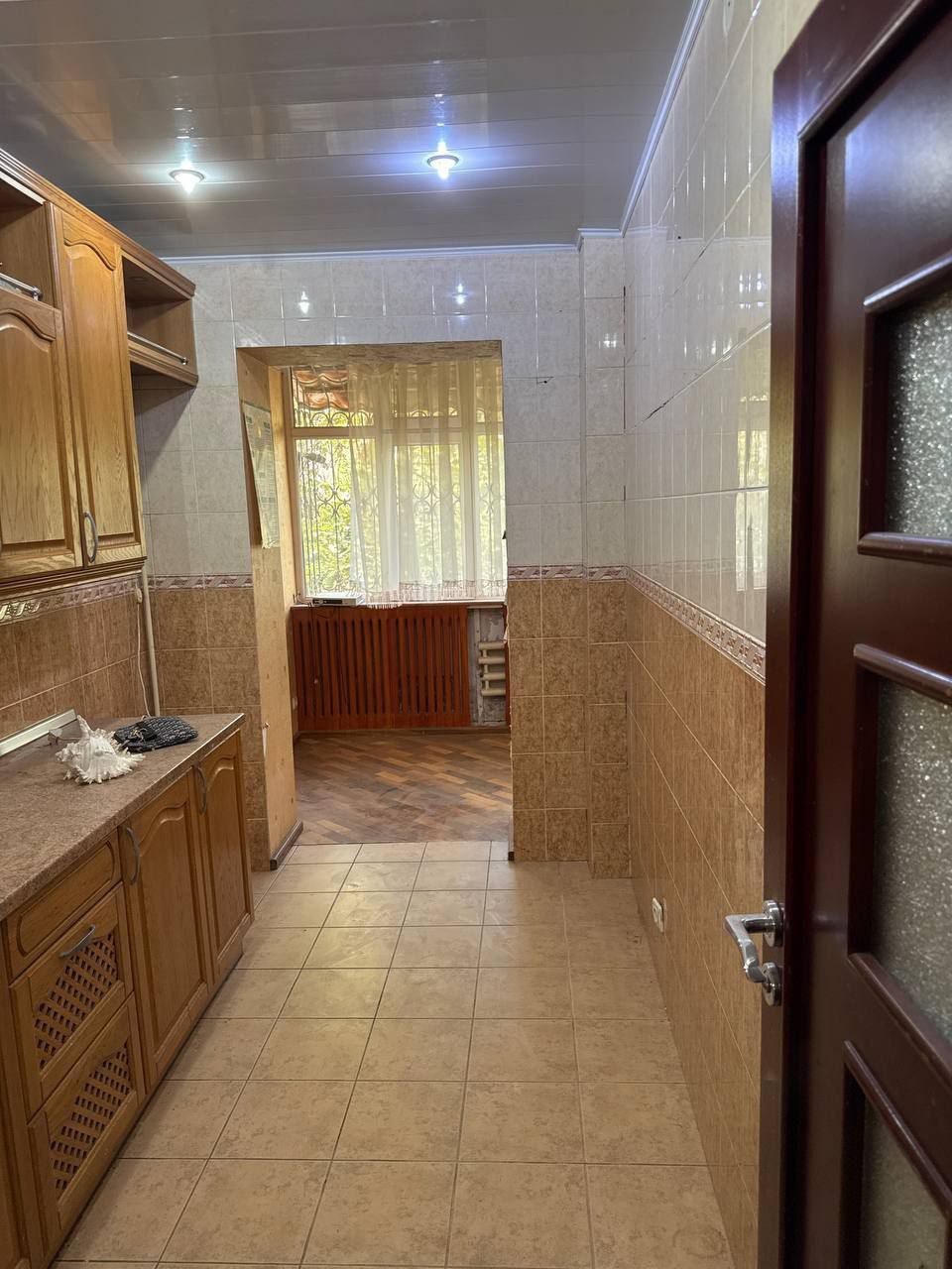 Продаю квартиру 3/2/4 Мирзо-улугбекский район Бий метро 77 серия