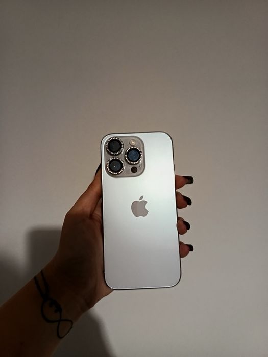 Iphone 14 Pro 256gb +8 калъфа