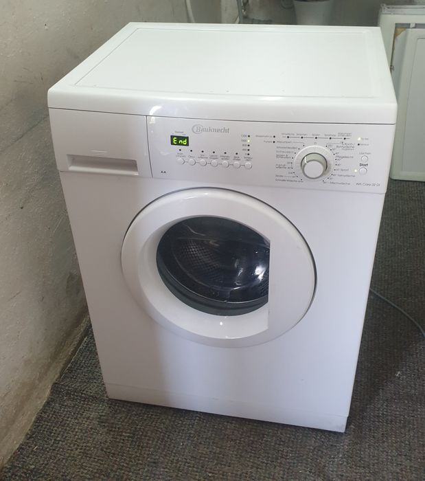 LICHIDARE DE STOC.  Masina de spălat rufe Bauknecht  / waa 53224swx