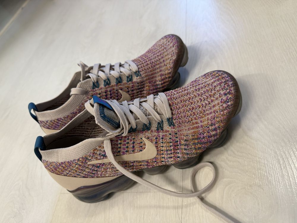 Дамски маратонки Nike