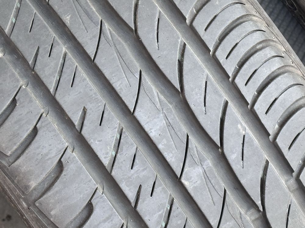 215/40/R17 Barum Bravuris2 4бр летни 5-6мм