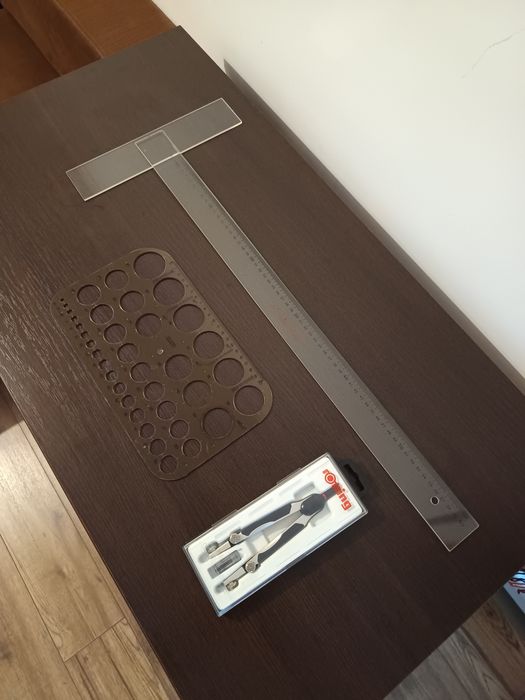 Diverse desen tehnic (compas Rotring, teu 60cm, sablon cercuri)