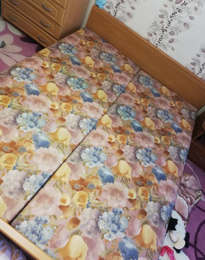 Кровать двуспальняя