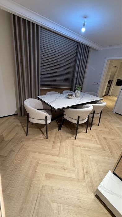 Montaj parchet montaj SPC herringbone sau simplu