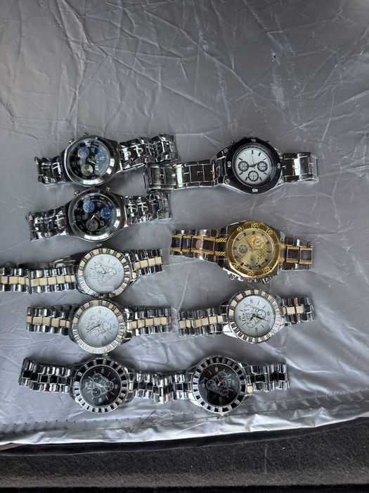 Ceasuri dior si alte marci pret mic