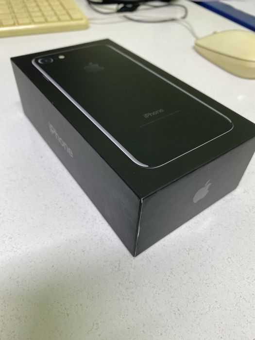 Продам iPhone 7 — 128 GB