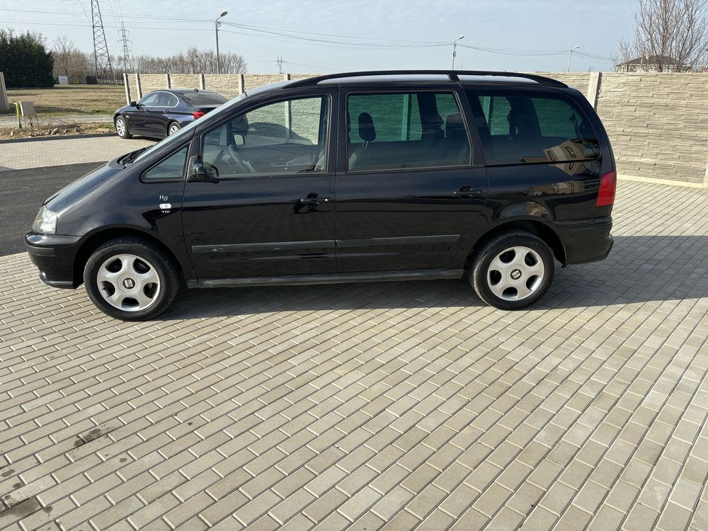 Seat Alhambra 1,9tdi 116cp euro 4 proprietar recent inscris