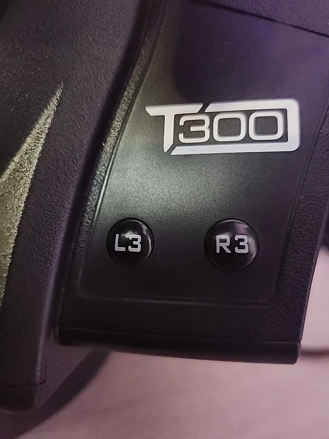 Волан и педали Thrustmaster T300RS GT с Гаранция