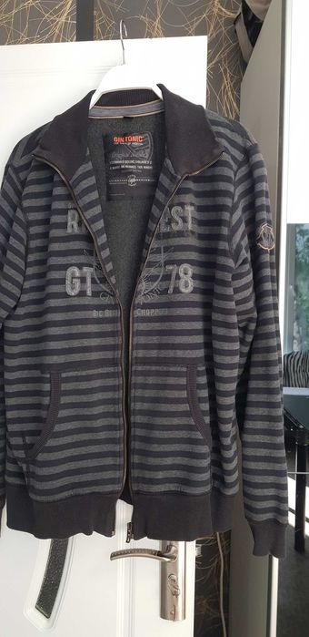 Продавам мъжки жилетки 100% памук