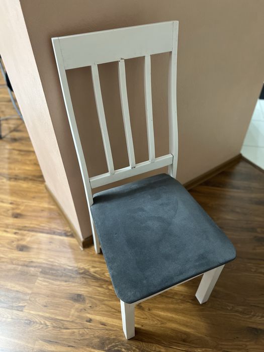 Стол и стулья комплект