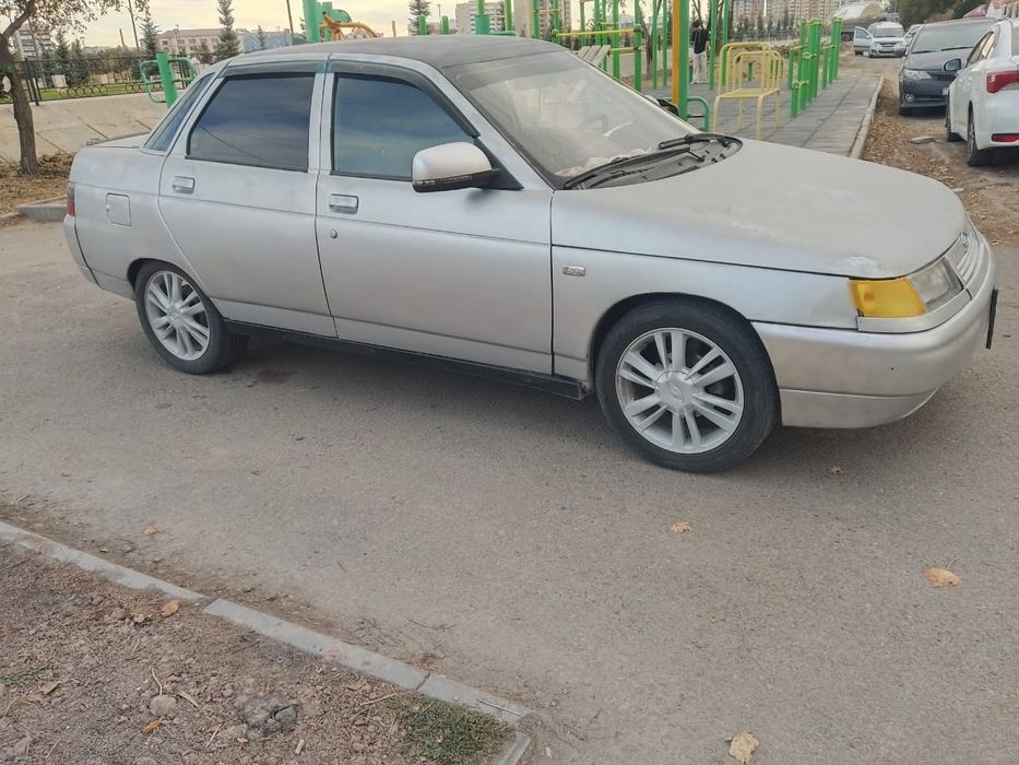 2110 көлігі сатылады