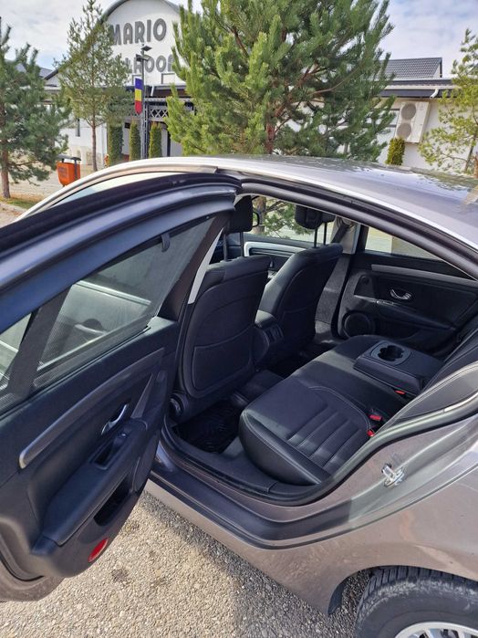 Vând Renault Laguna 2011 1.5 DCI