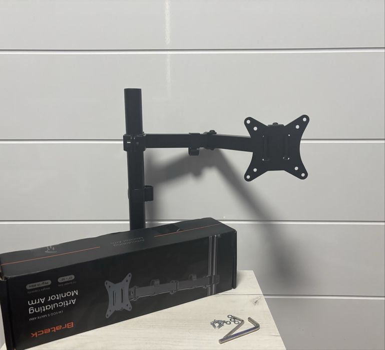 Единичка стойка за монитор