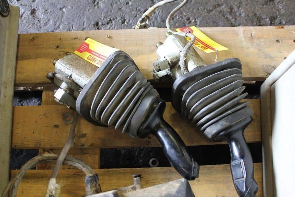 joystick pentru liebherr r 924